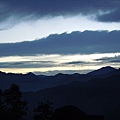 祝山觀日樓上日出前的景像03.JPG