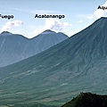 瓜地馬拉安提瓜火山區.jpg