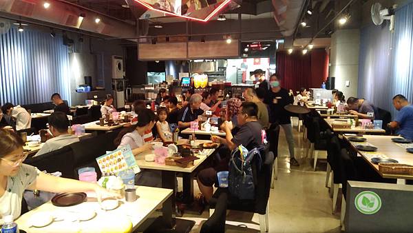 台中市豐原區太平洋百貨菈菈百匯廚坊豐原家樂福店披薩義大利麵吃 台中市豐原區太平洋百貨菈菈百匯廚坊豐原家樂福店披薩義大利麵吃