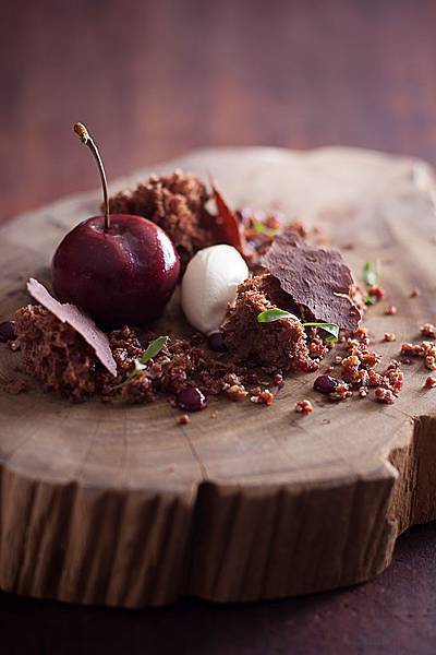 巴黎廳1930晚間套餐甜點-酒釀黑森林.jpg 巴黎廳1930晚間套餐甜點-酒釀黑森林.jpg