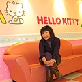 HELLO KITTY育嬰室..