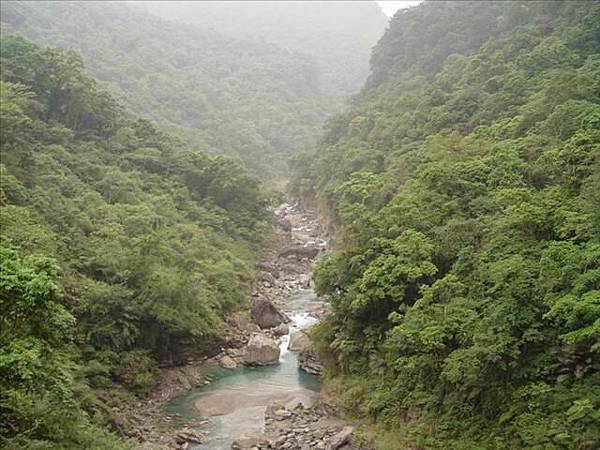 åæ©ä¸çé¢¨æ¯ä¸é¯