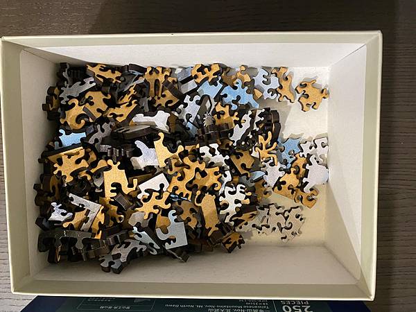 海裡魚木質拼圖-一年高山-Nov. 北大武山