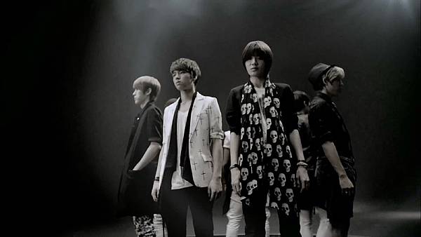 (INFINITE 1st World Tour 'One Great Step' Teaser.mp4)[00.01.00.685]