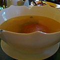 番茄豆腐湯的湯碗有玄奘味XD