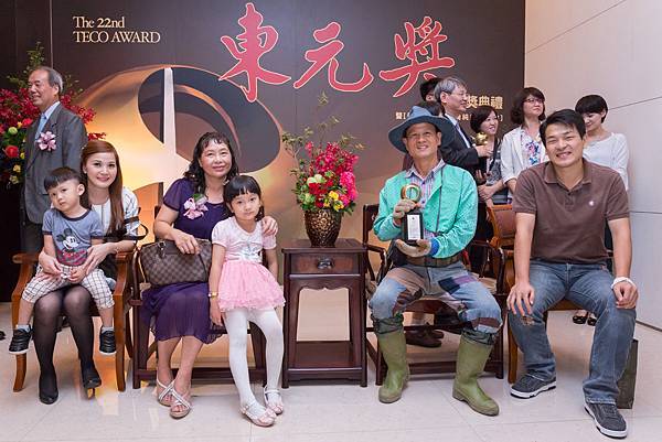 人文類：<森林復育>領域得獎人─賴倍元先生