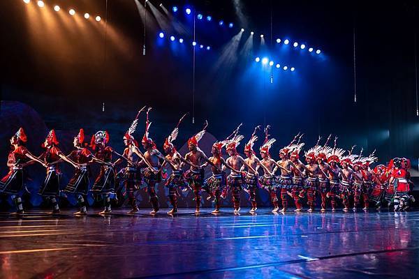 花蓮高工原住民舞蹈隊