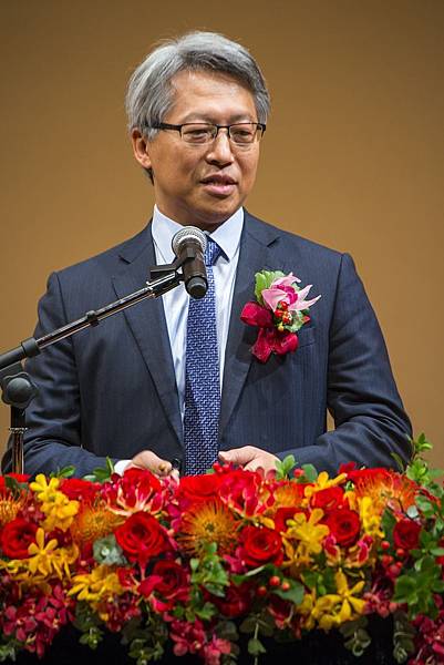 頒獎人-廖俊智院長