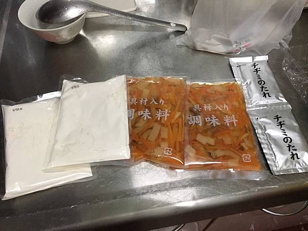 美味韓式煎餅DIY一包2人份一次就成功還自己加入一隻透抽_191130_0791.jpg