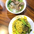 南港金春發牛肉麵百年老店美食推薦吃巧不吃_200405_0571.jpg