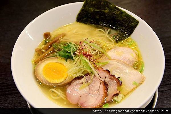 DSC_0451.JPG DSC_0451.JPG