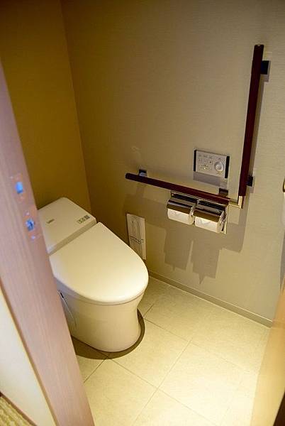 DSC_0032.JPG DSC_0032.JPG