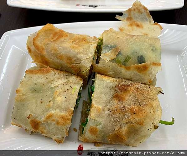 台北中山美食 五花馬龍江店 小米粥免費喝到飽 水餃鍋貼牛肉捲餅都好吃 不會讓你失望的平價麵食 大象愛吃愛玩愛分享 台北中山美食 五花馬龍江店 小米粥免費喝到飽 水餃鍋貼牛肉捲餅都好吃 不會讓你失望的平價麵食 大象愛吃愛玩愛分享