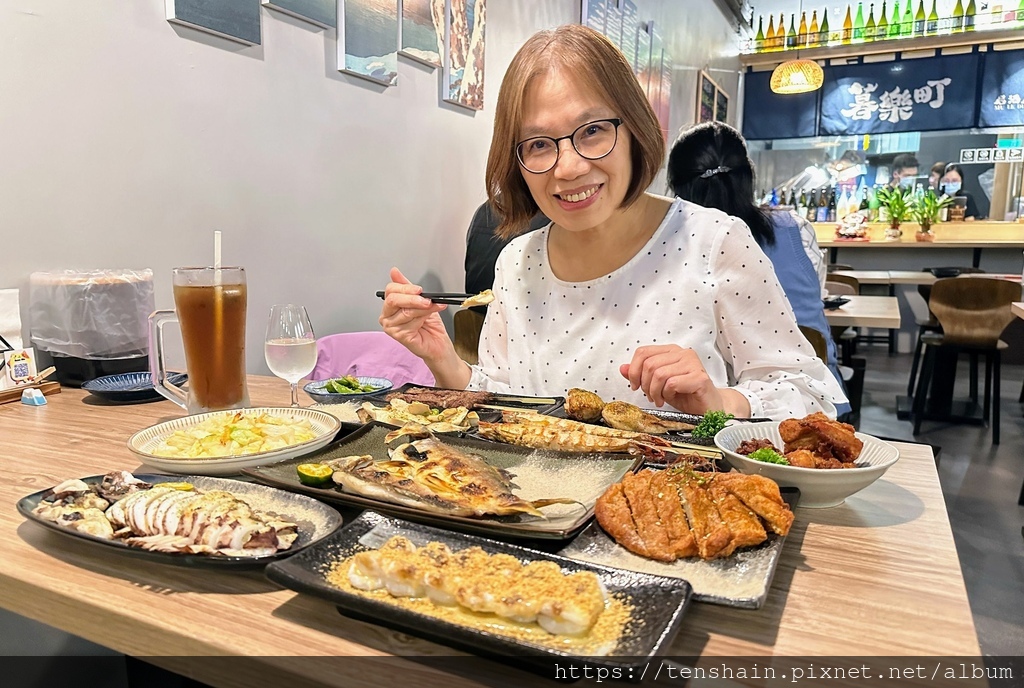 【板橋美食】暮樂町居酒屋 │ 暮色降臨時，可以讓你的心情和胃