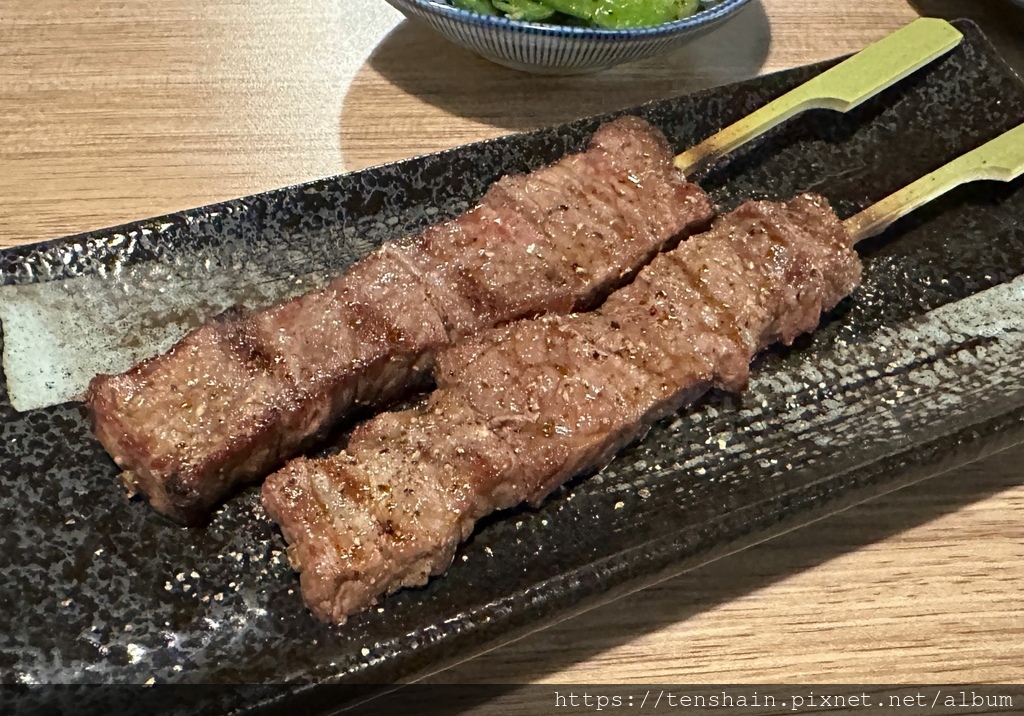 【板橋美食】暮樂町居酒屋 │ 暮色降臨時，可以讓你的心情和胃