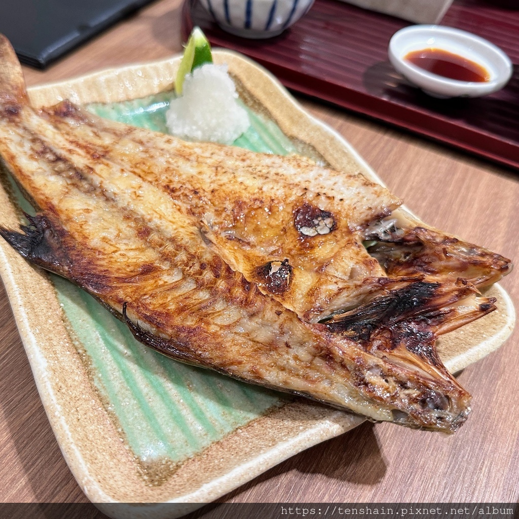 魚君 さかなくん 海鮮丼專門店 信義店