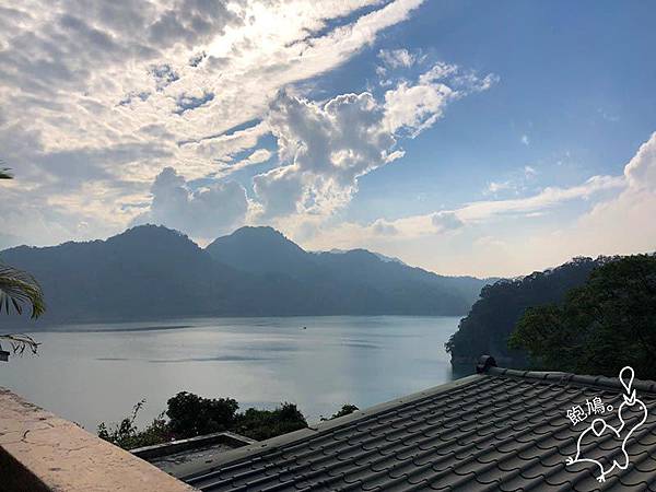 大溪湖畔咖啡_景_01.jpg