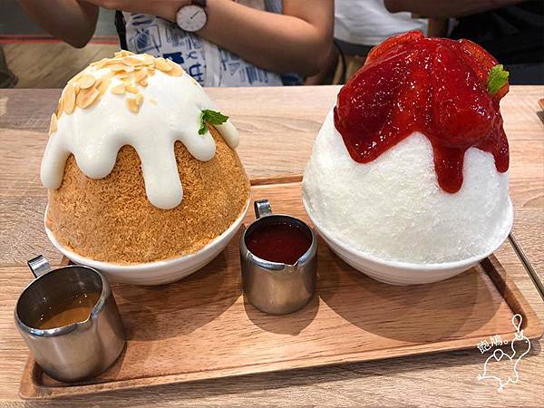 After-You-Dessert-Cafe_泰奶冰+草莓起司冰.jpg