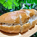 越啡 Viet Cafe_BANH GA XA 雞腿法國麵包_01.jpg