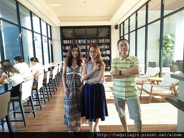 IMG_8647.JPG IMG_8647.JPG