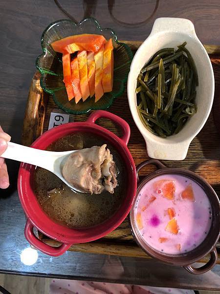 台北時尚產後護理之家入住分享#月子餐點內容如何呢?