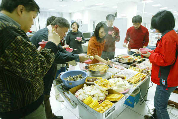 還有長官資助的經費