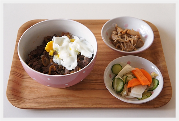 365 169 超簡單一人份料理 3 五分鐘上桌的簡易牛丼 人字拖小姮隨便寫 痞客邦