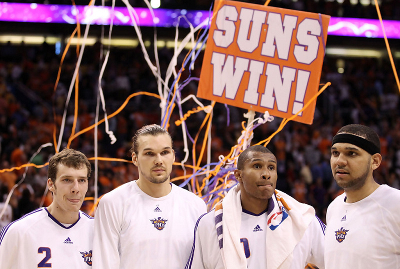 SUNS WIN.jpg