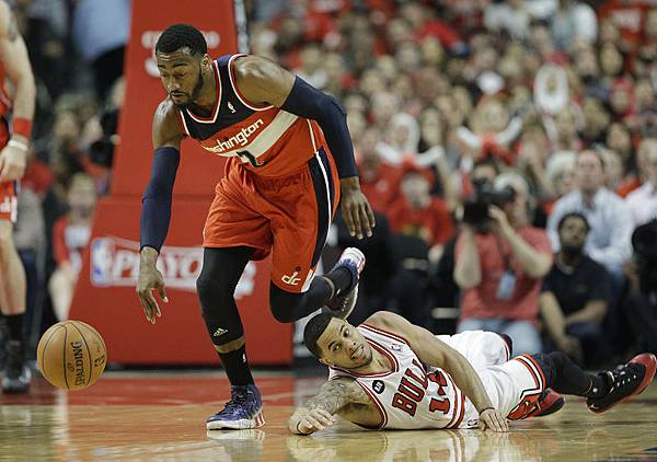 John Wall & D.J. Augustin.jpg
