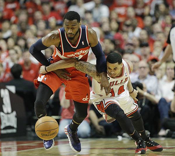 John Wall, D.J. Augustin.jpg