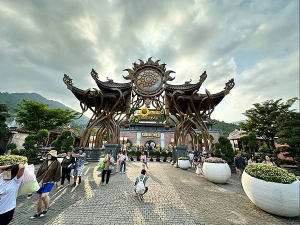 20250429-001巴拿山入門須知及纜車和佛手喬 20250429-001巴拿山入門須知及纜車和佛手喬