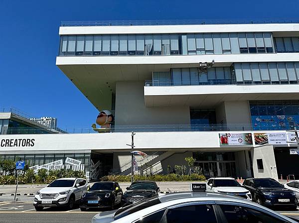 【釜山影島】全球最大沉浸式光影藝術美術館：ARTE MUSE