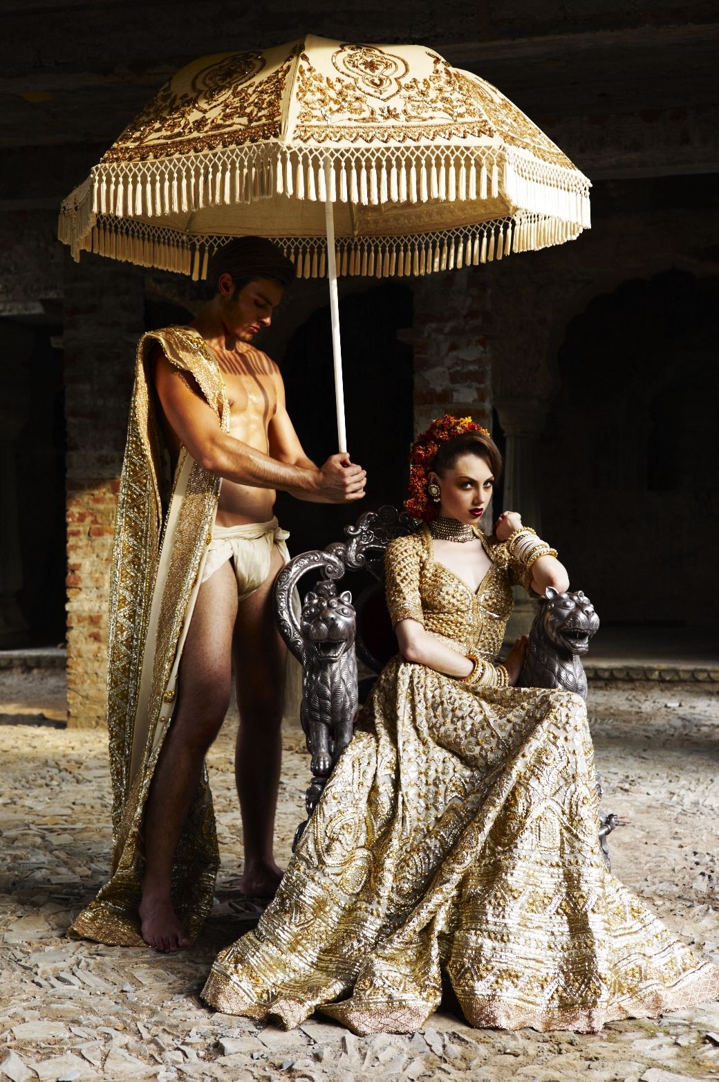 fashion - throne & parasol