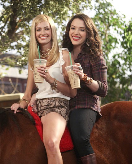 2-broke-girls_horse-starbucks-2