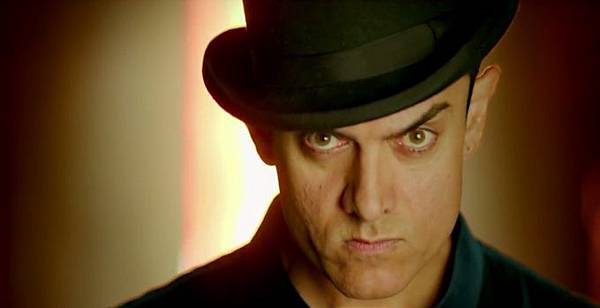 aamir-khan-still-from-film-dhoom-3_1383213460140