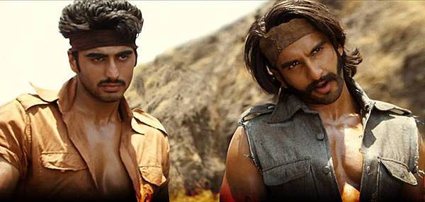 arjun-kapoor-ranveer-singh-still-from-film-gunday_138717245200