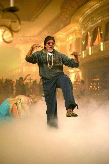 amitabh-bachchan-still-from-come-party-with-bhoothnath-song_139409535000