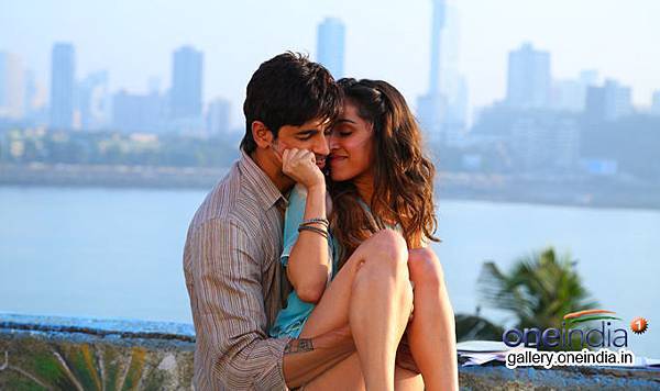 sidharth-malhotra-shraddha-kapoor-still-from-ek-villain_139926859300