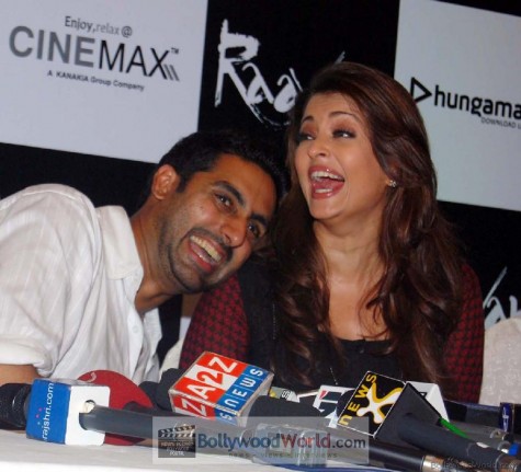 Abhishek_Bachchan_and_Aishwarya_Rai_3-475x431.jpg