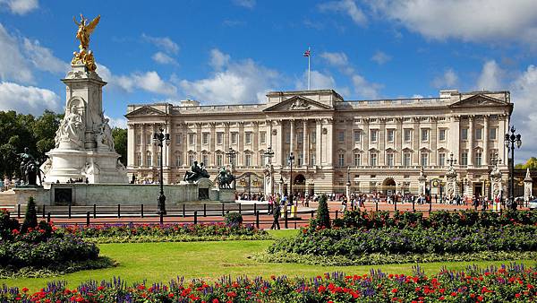 Buckingham-Palace.jpg