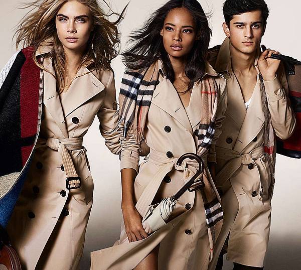 Burberry-Trenches