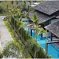 Pool Access Villa11.jpg