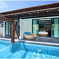 Pool Access Villa9.jpg