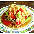 泰國沙拉生木瓜絲拌醃黑蟹,醃魚.jpg