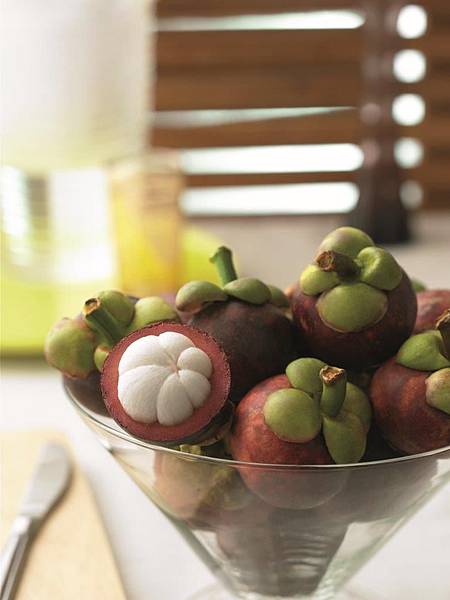 mangosteen.jpg mangosteen.jpg
