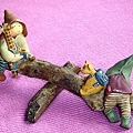 Little People系列(英代理商),蹺蹺板上的小人(Little People on the seesaw)