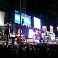Time Square 享受奇妙的氣氛 無時無刻人都很多 都震撼感其實不大 也許大都市走到最後都大同小異