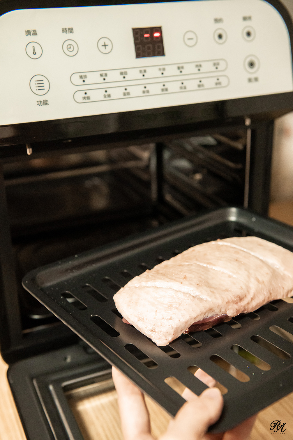 氣炸烤箱.jpg SANSUI 山水 12L旋風溫控智能氣炸烤箱SAF-553N 超好用的自動轉烤/不鏽鋼內膽 分享我的氣炸烤箱料理