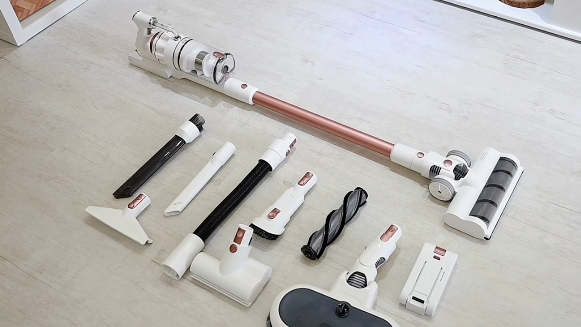 吸塵器開箱.jpg 吸塵器開箱.jpg