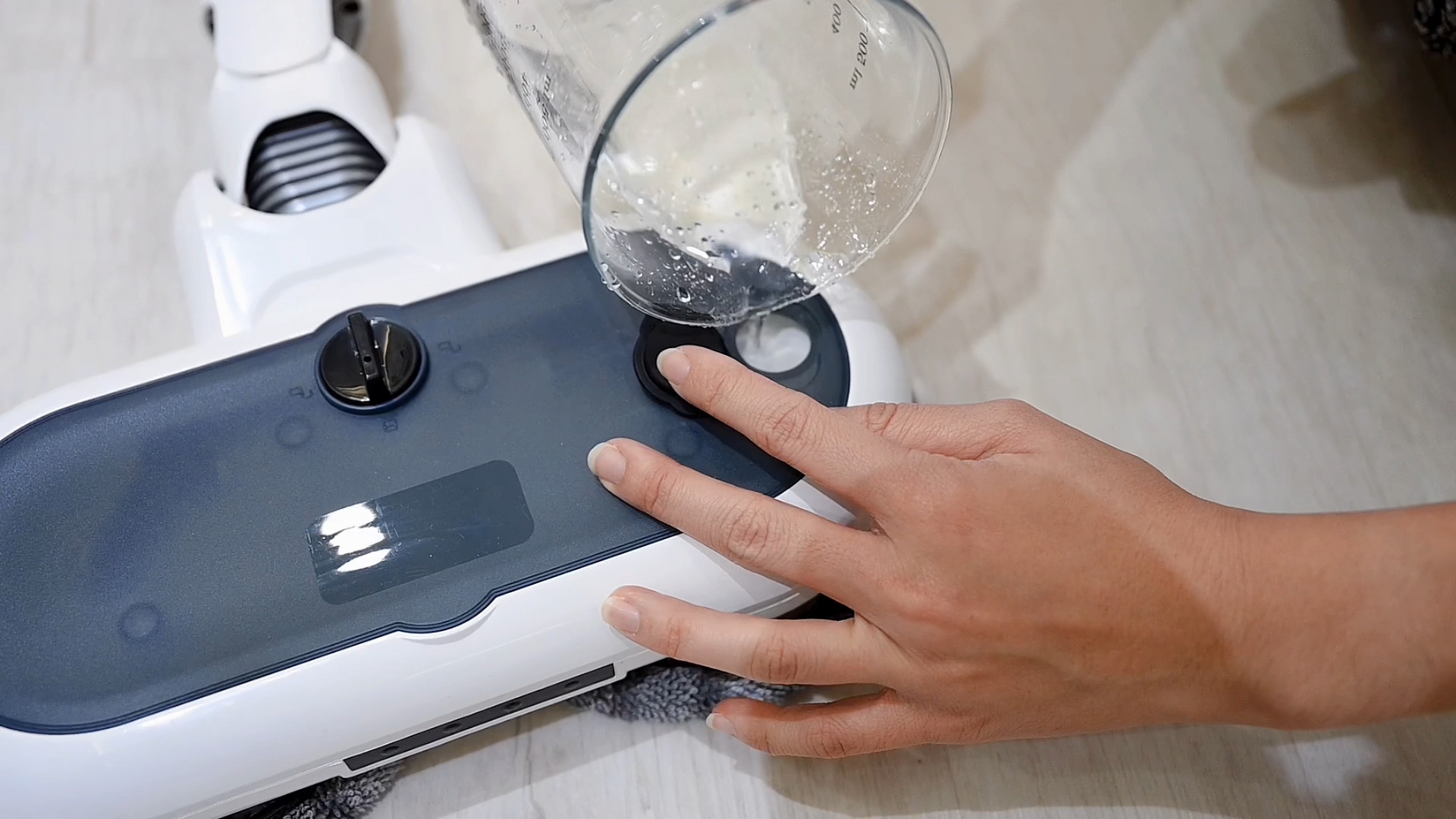 吸塵器開箱.jpg 吸塵器開箱.jpg